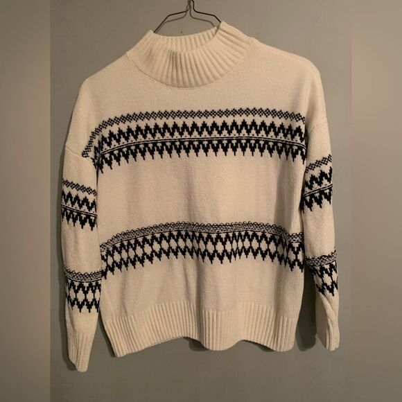 Christian Siriano winter sweater - Picture 1 of 6